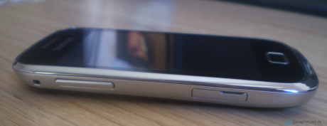 Samsung Galaxy Mini 2 - microSD i przyciski głośności