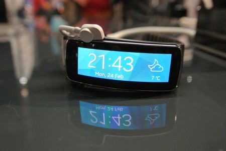 Samsung Gear Fit [źródło: galaktyczny.pl]