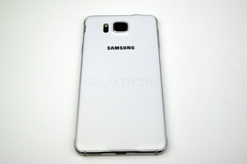 Samsung Galaxy Alpha - tył