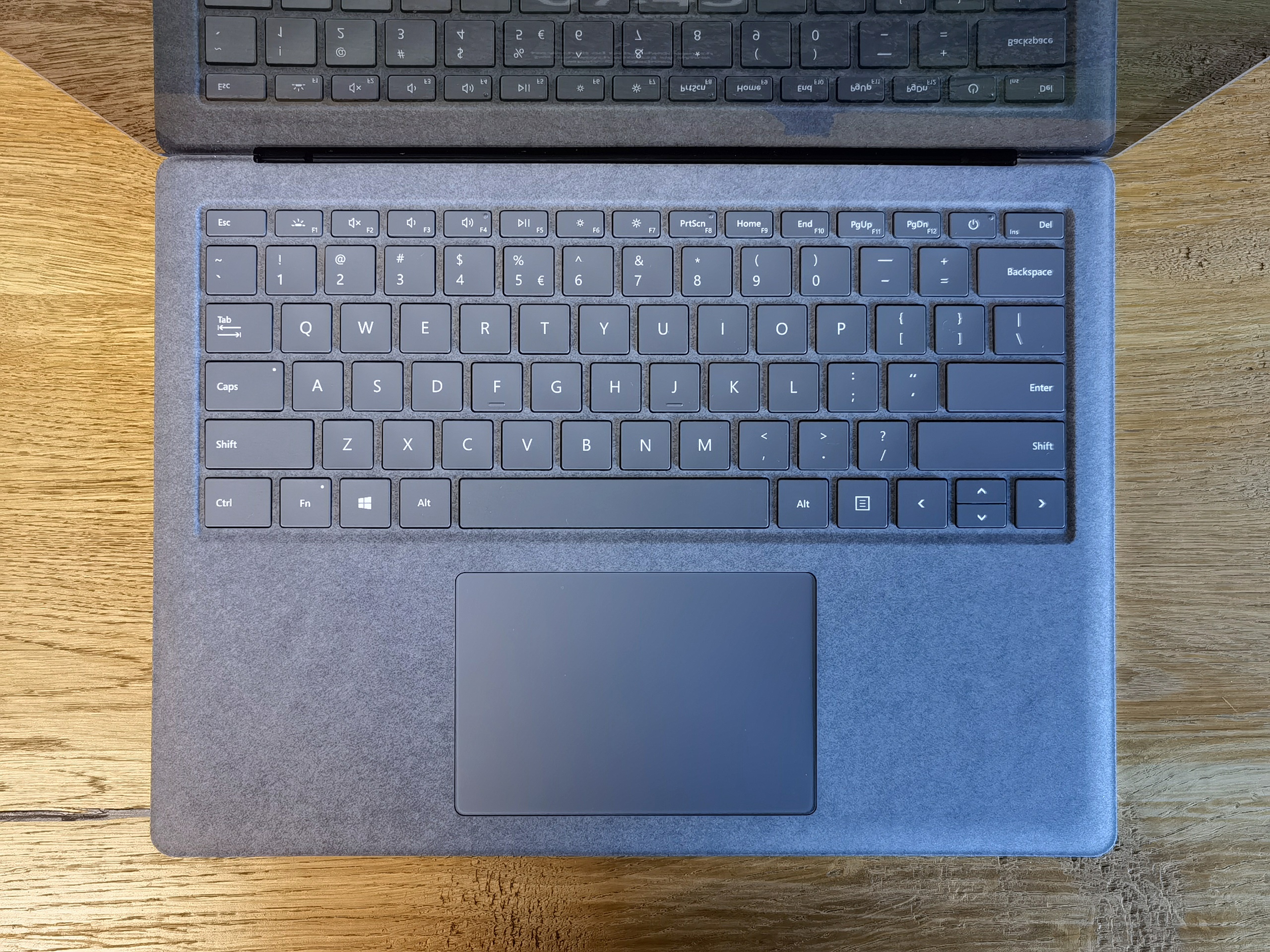 Microsoft Surface Laptop 4 - klawiatura